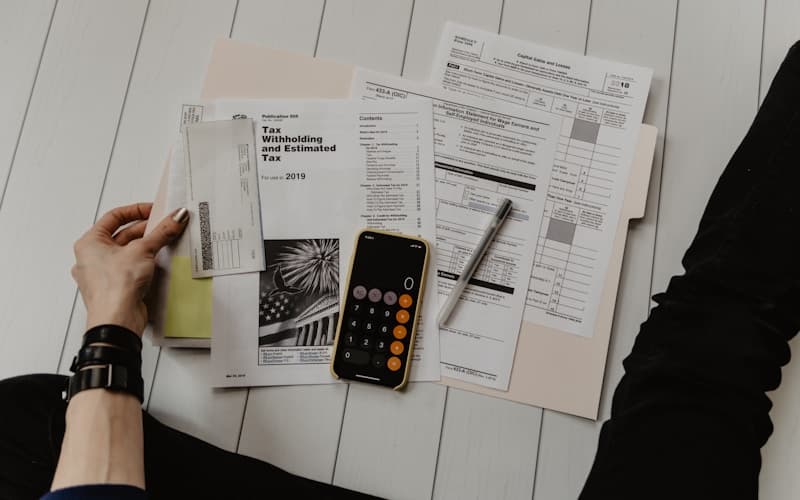 Documents juridiques et factures