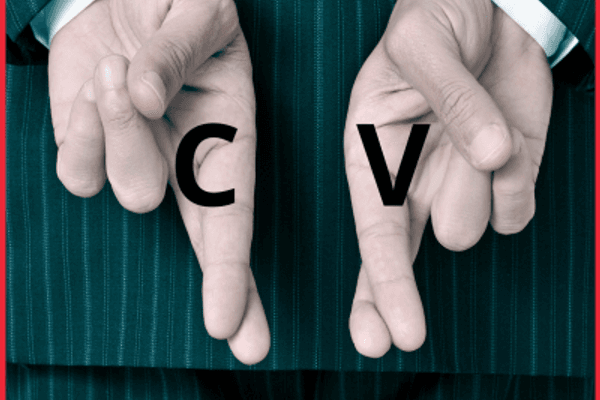 CV : la chasse aux mensonges
